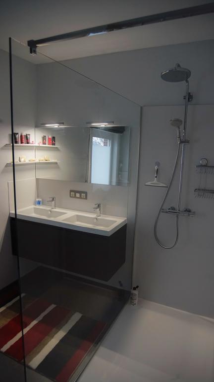 Huize Meter Villa บรูจส์ ภายนอก รูปภาพ